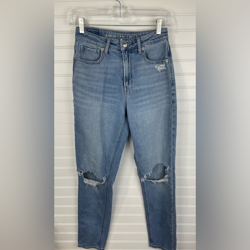 American Eagle Blue Denim Ripped Mom Jean Comfort Stretch Waistband Jeans 2 Long